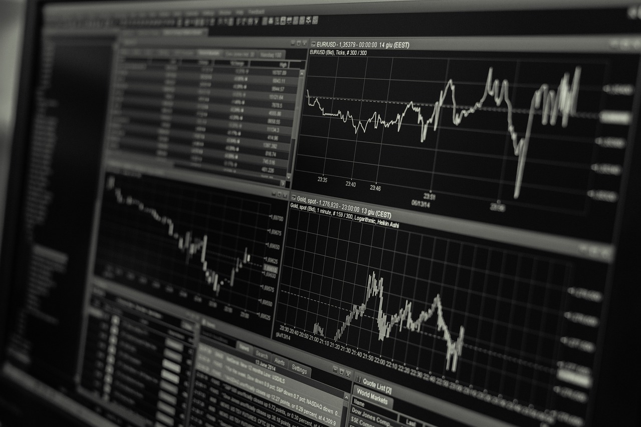 仮想通貨の取引をしたい初心者が知っておくべき初め方は？